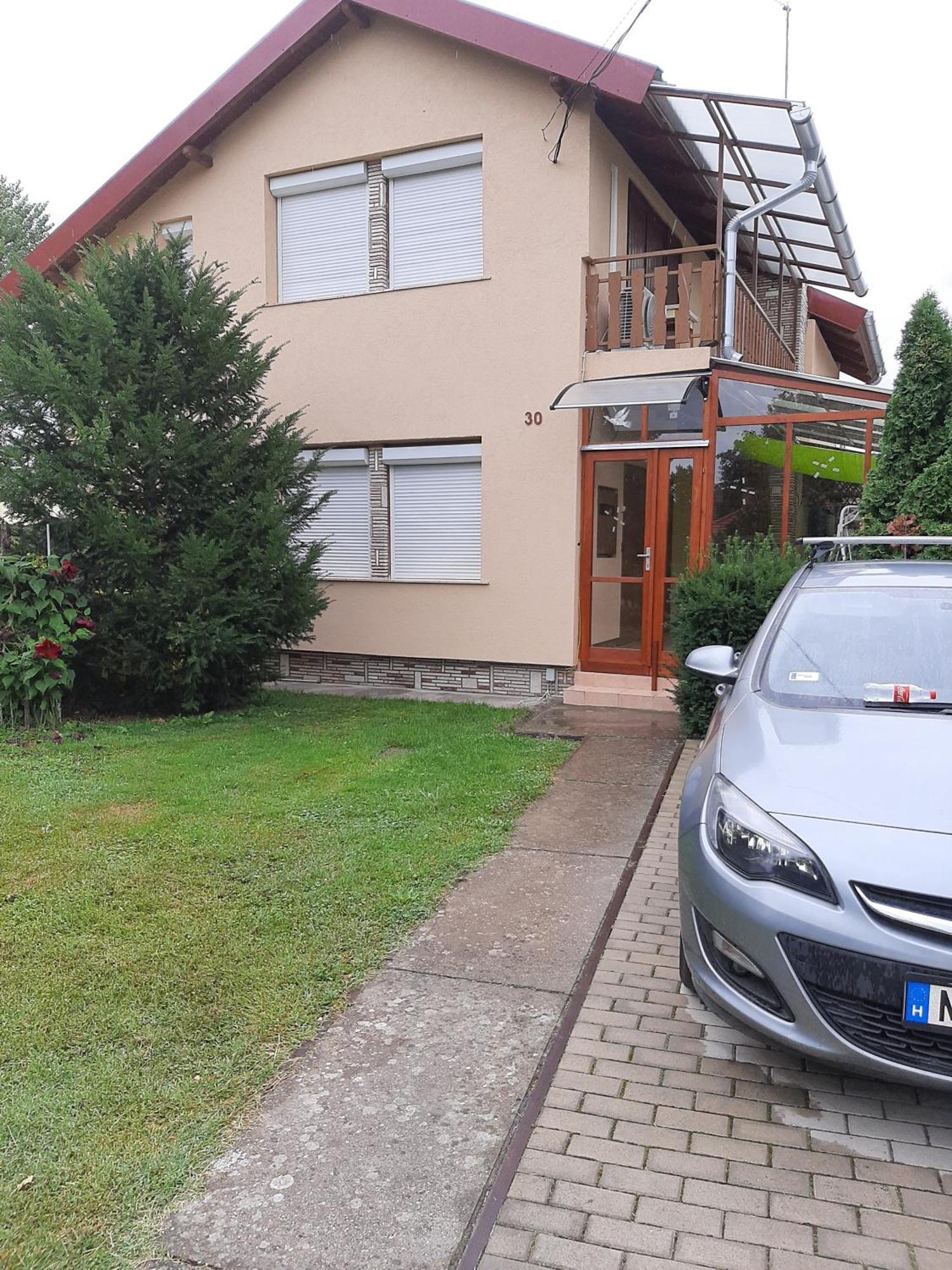 Agancs Vendeghaz Hotell Balatonszárszó Exteriör bild