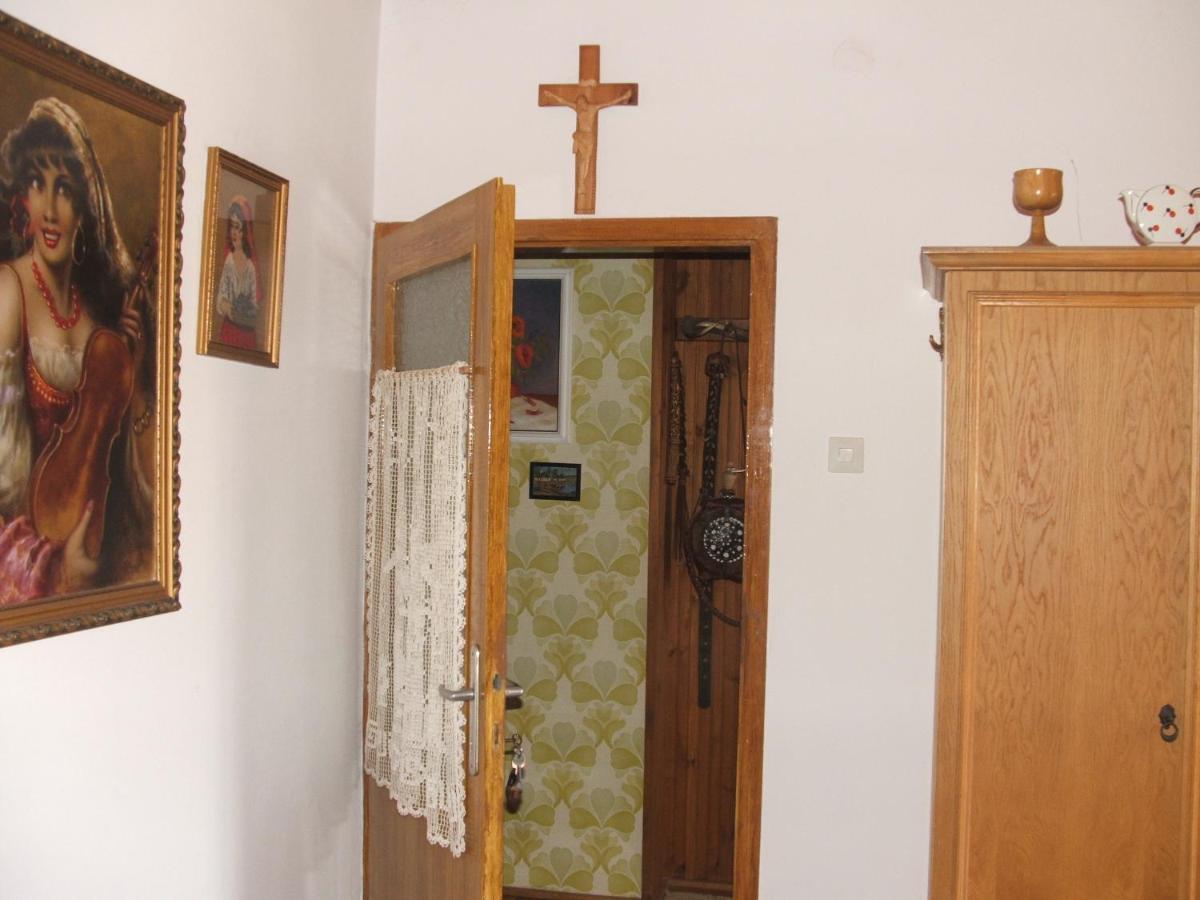 Agancs Vendeghaz Hotell Balatonszárszó Exteriör bild
